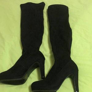 Ladies over the knee boots. Worn once. No scuffs